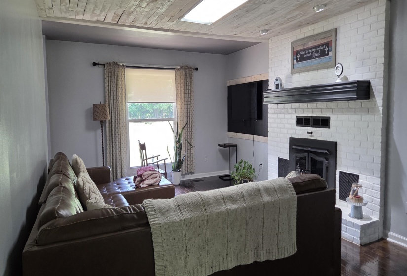 14285 HWY 196 HWY, Eads, Tennessee 38028, 4 Bedroom Bedrooms, 10 Room Rooms,2.1 BathroomBathrooms,Residential,For Sale,HWY 196,0,10221016