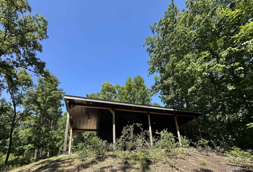 788 PARADISE DR, Waterloo, Alabama 35677, 3 Bedrooms Bedrooms, 8 Rooms Rooms,3.1 BathroomsBathrooms,Residential,For Sale,PARADISE,10221023