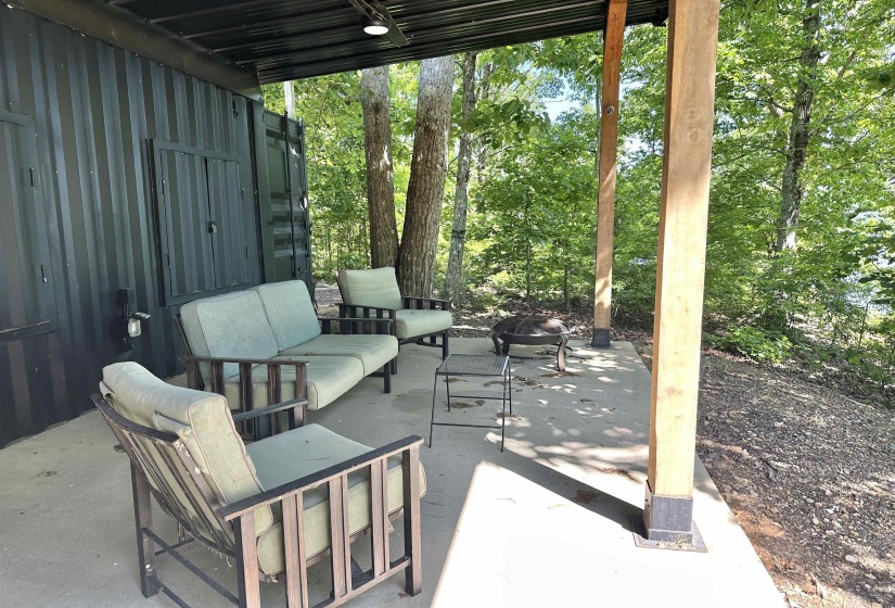 788 PARADISE DR, Waterloo, Alabama 35677, 3 Bedrooms Bedrooms, 8 Rooms Rooms,3.1 BathroomsBathrooms,Residential,For Sale,PARADISE,10221023