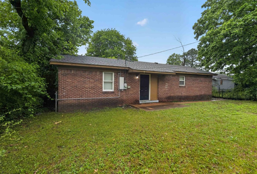 4324 FALCON DR, Memphis, Tennessee 38109, 3 Bedroom Bedrooms, 3 Room Rooms,1 BathroomBathrooms,Residential,For Sale,FALCON,0,10221035
