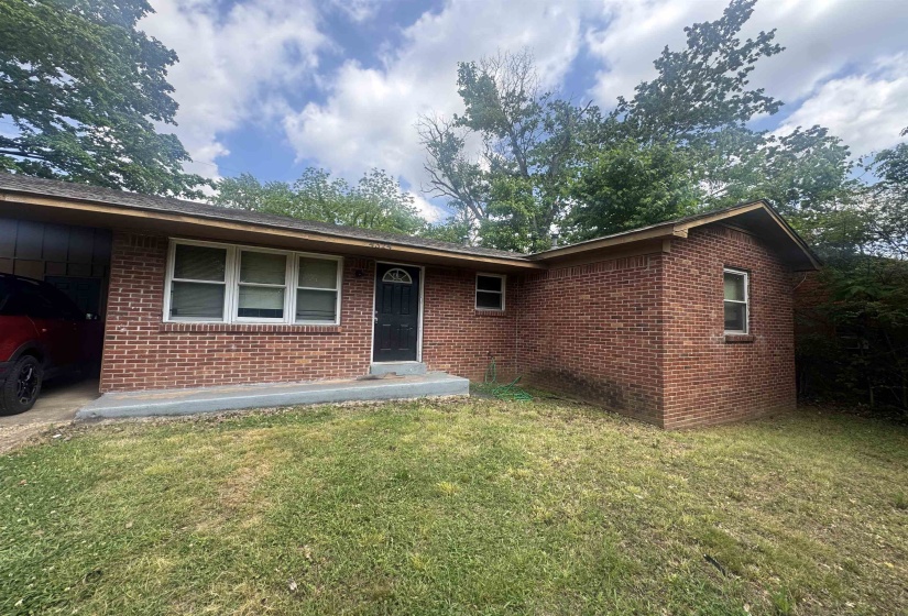 4324 FALCON DR, Memphis, Tennessee 38109, 3 Bedroom Bedrooms, 3 Room Rooms,1 BathroomBathrooms,Residential,For Sale,FALCON,0,10221035