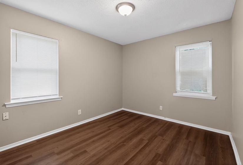 4324 FALCON DR, Memphis, Tennessee 38109, 3 Bedroom Bedrooms, 3 Room Rooms,1 BathroomBathrooms,Residential,For Sale,FALCON,0,10221035