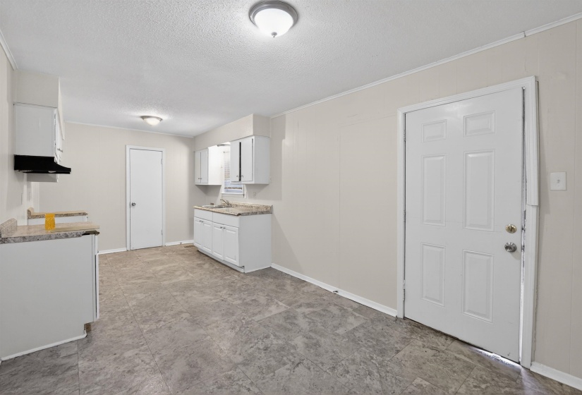 4324 FALCON DR, Memphis, Tennessee 38109, 3 Bedroom Bedrooms, 3 Room Rooms,1 BathroomBathrooms,Residential,For Sale,FALCON,0,10221035
