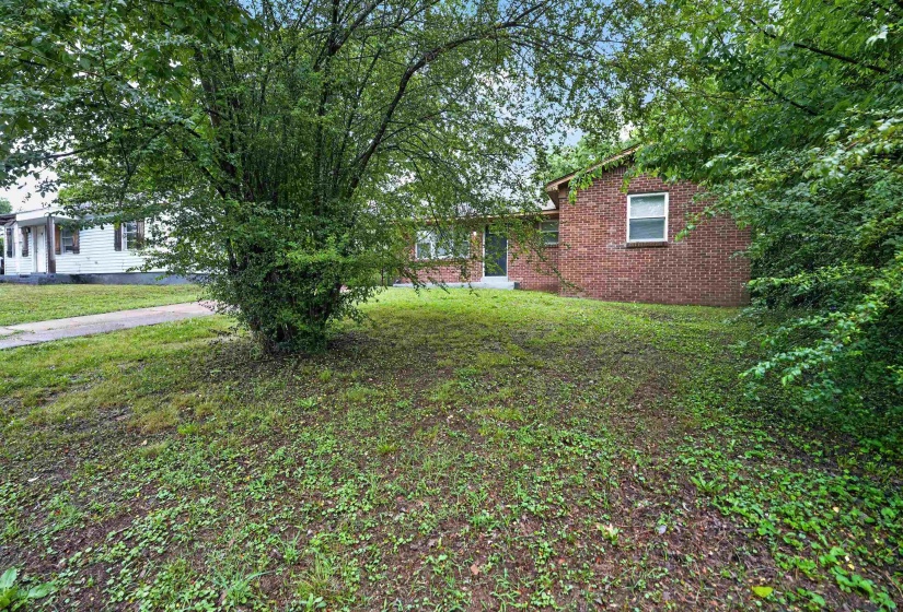 4324 FALCON DR, Memphis, Tennessee 38109, 3 Bedroom Bedrooms, 3 Room Rooms,1 BathroomBathrooms,Residential,For Sale,FALCON,0,10221035