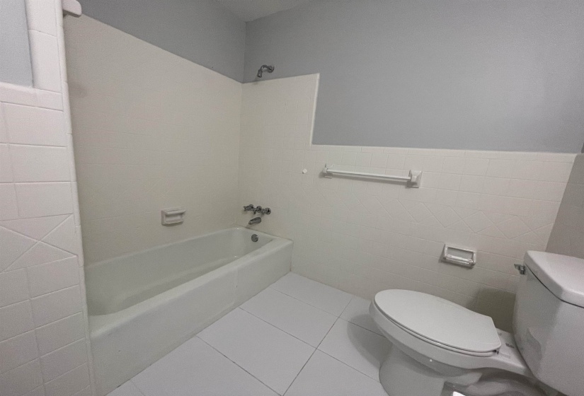379 MCELROY RD, Memphis, Tennessee 38120, 4 Bedroom Bedrooms, 7 Room Rooms,3 BathroomBathrooms,Residential,For Sale,MCELROY,0,10221037