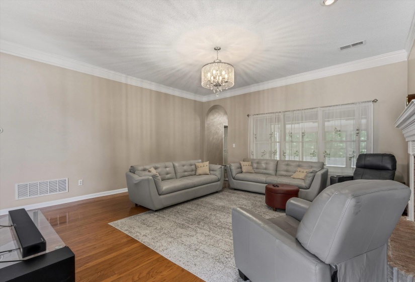 10475 JUNEAU WAY, Collierville, Tennessee 38017, 4 Bedroom Bedrooms, 8 Room Rooms,2 BathroomBathrooms,Residential,For Sale,JUNEAU,0,10221043