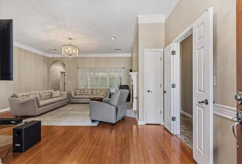 10475 JUNEAU WAY, Collierville, Tennessee 38017, 4 Bedroom Bedrooms, 8 Room Rooms,2 BathroomBathrooms,Residential,For Sale,JUNEAU,0,10221043