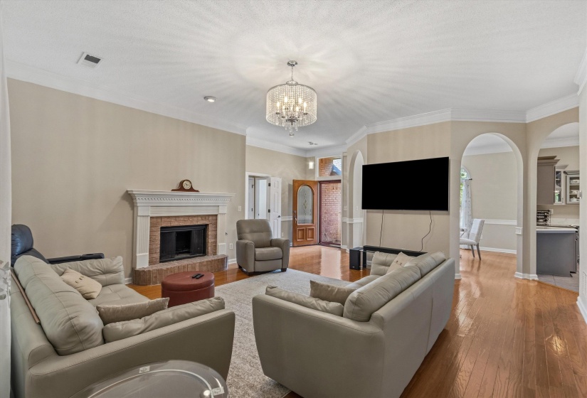 10475 JUNEAU WAY, Collierville, Tennessee 38017, 4 Bedroom Bedrooms, 8 Room Rooms,2 BathroomBathrooms,Residential,For Sale,JUNEAU,0,10221043