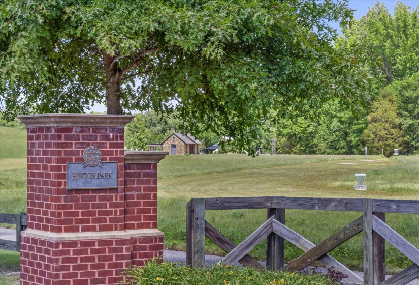 10475 JUNEAU WAY, Collierville, Tennessee 38017, 4 Bedroom Bedrooms, 8 Room Rooms,2 BathroomBathrooms,Residential,For Sale,JUNEAU,0,10221043