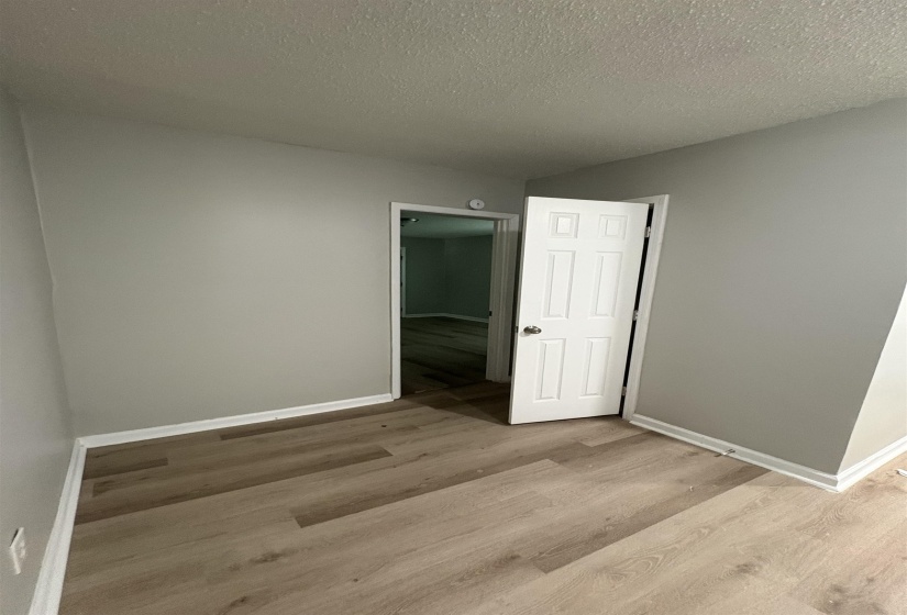 945 NORA DR, Memphis, Tennessee 38109, 3 Bedrooms Bedrooms, 5 Rooms Rooms,2 BathroomsBathrooms,Rental Properties,For Sale,NORA,10221051