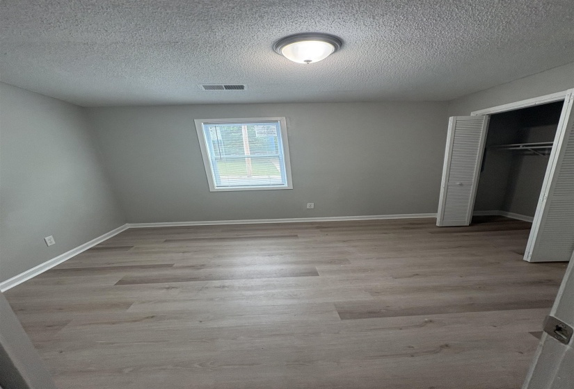 945 NORA DR, Memphis, Tennessee 38109, 3 Bedrooms Bedrooms, 5 Rooms Rooms,2 BathroomsBathrooms,Rental Properties,For Sale,NORA,10221051