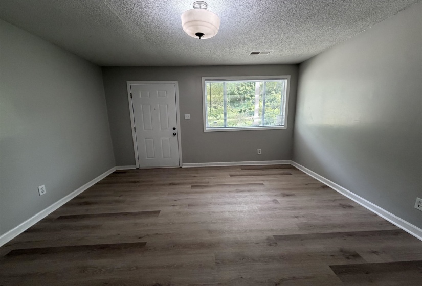 945 NORA DR, Memphis, Tennessee 38109, 3 Bedrooms Bedrooms, 5 Rooms Rooms,2 BathroomsBathrooms,Rental Properties,For Sale,NORA,10221051