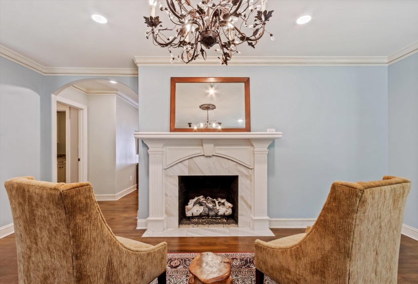 5302 ANGELA LN, Memphis, Tennessee 38120, 5 Bedroom Bedrooms, 12 Room Rooms,3.1 BathroomBathrooms,Residential,For Sale,ANGELA,0,10220583