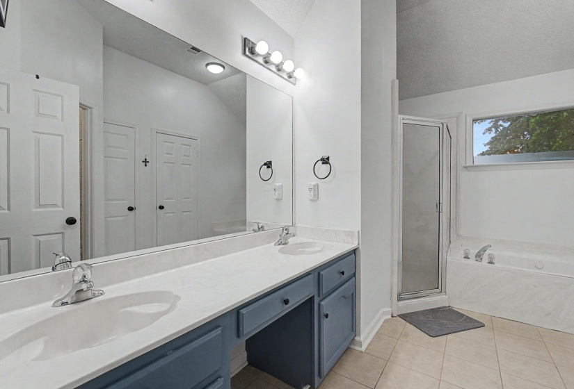 3775 CHARLES BROWN CV, Bartlett, Tennessee 38133, 4 Bedroom Bedrooms, 7 Room Rooms,2.1 BathroomBathrooms,Residential,For Sale,CHARLES BROWN,0,10221047