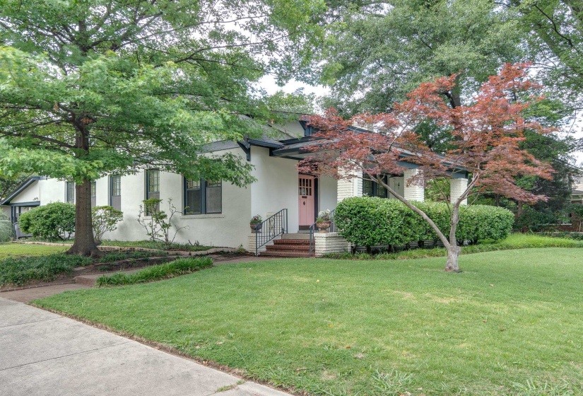 573 MCLEAN BLVD, Memphis, Tennessee 38104, 3 Bedroom Bedrooms, 2 Room Rooms,2 BathroomBathrooms,Residential,For Sale,MCLEAN,0,10221053
