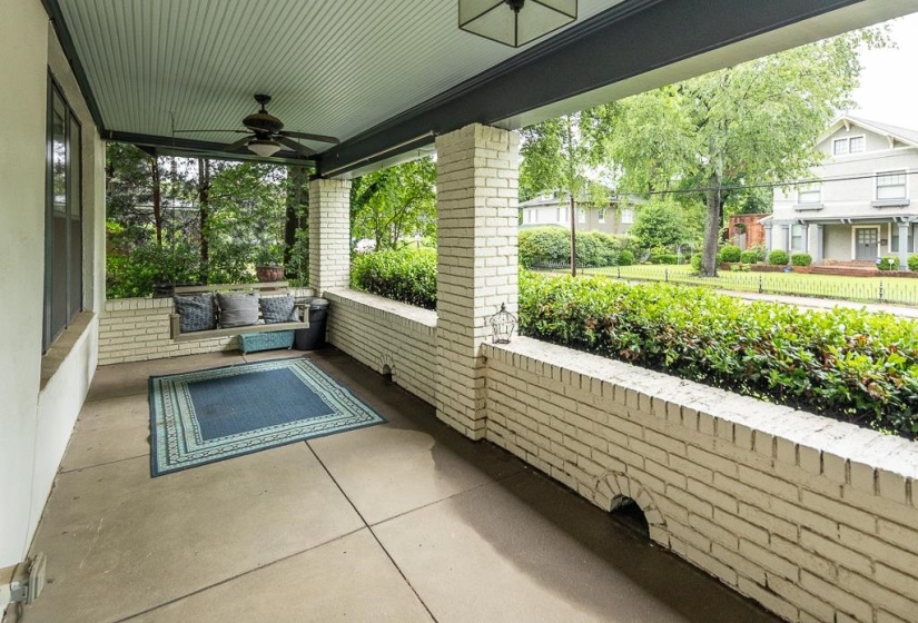 573 MCLEAN BLVD, Memphis, Tennessee 38104, 3 Bedroom Bedrooms, 2 Room Rooms,2 BathroomBathrooms,Residential,For Sale,MCLEAN,0,10221053