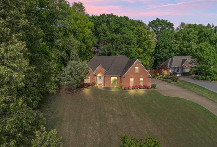 375 LEGGETT DR, Atoka, Tennessee 38004, 3 Bedroom Bedrooms, 6 Room Rooms,2 BathroomBathrooms,Residential,For Sale,LEGGETT,0,10221055