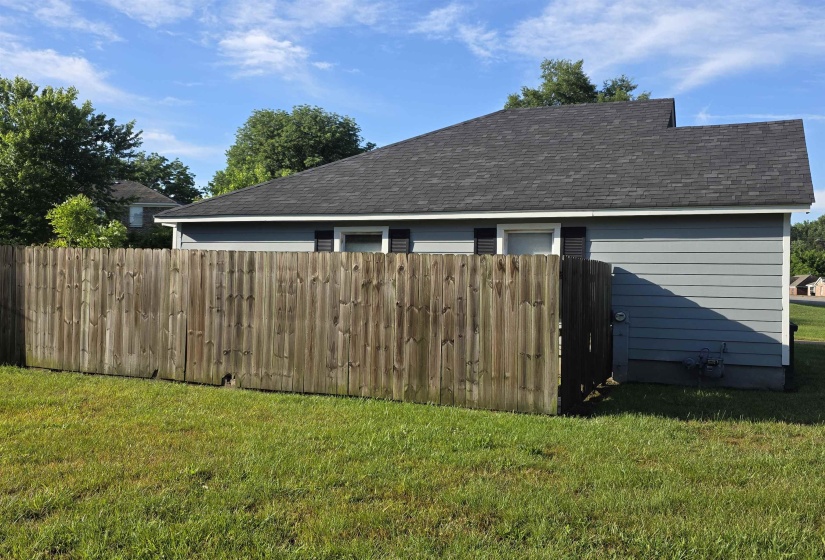 4094 KNOB DR, Memphis, Tennessee 38127, 3 Bedroom Bedrooms, 6 Room Rooms,1.1 BathroomBathrooms,Residential,For Sale,KNOB,0,10221062