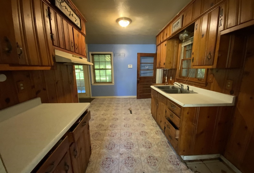 1509 CAROL DR, Memphis, Tennessee 38116, 3 Bedrooms Bedrooms, 6 Rooms Rooms,1.1 BathroomsBathrooms,Residential,For Sale,CAROL,10221065
