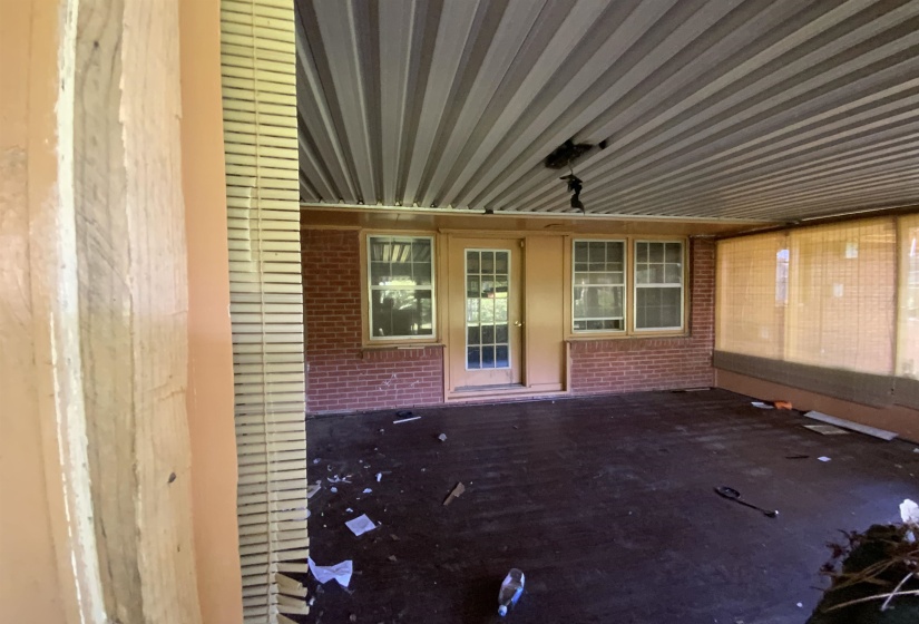 1509 CAROL DR, Memphis, Tennessee 38116, 3 Bedrooms Bedrooms, 6 Rooms Rooms,1.1 BathroomsBathrooms,Residential,For Sale,CAROL,10221065