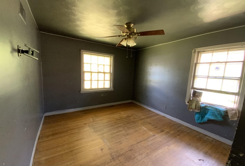 1509 CAROL DR, Memphis, Tennessee 38116, 3 Bedrooms Bedrooms, 6 Rooms Rooms,1.1 BathroomsBathrooms,Residential,For Sale,CAROL,10221065