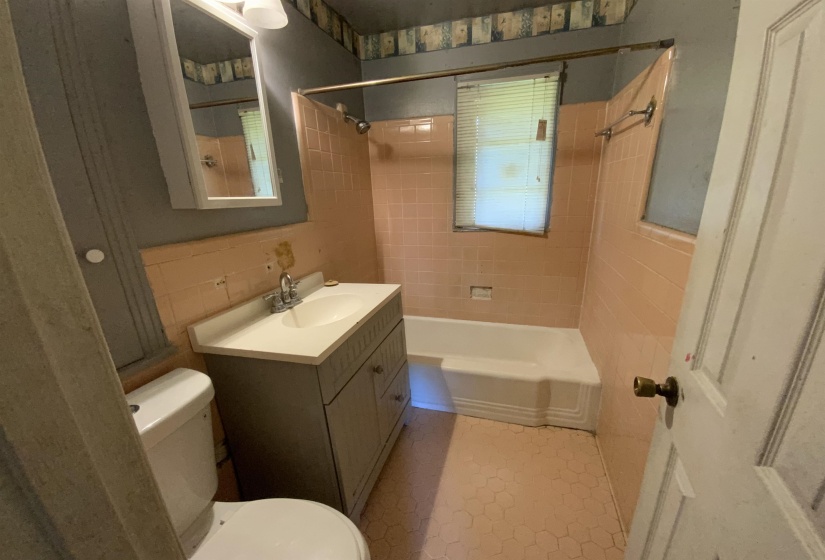 1509 CAROL DR, Memphis, Tennessee 38116, 3 Bedrooms Bedrooms, 6 Rooms Rooms,1.1 BathroomsBathrooms,Residential,For Sale,CAROL,10221065
