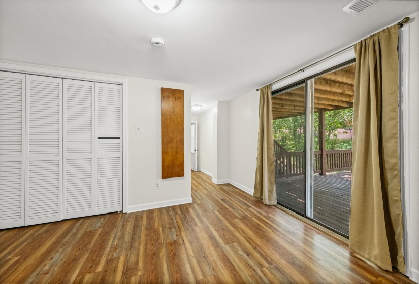4071 CEDAR POINT RD, Lakeland, Tennessee 38002, 4 Bedrooms Bedrooms, 10 Rooms Rooms,3 BathroomsBathrooms,Residential,For Sale,CEDAR POINT,10221071