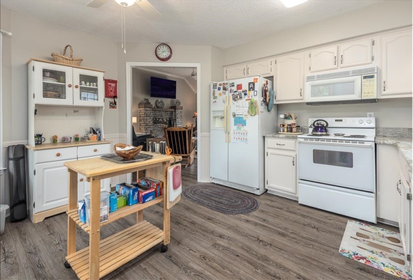 7869 BLAND LN, Memphis, Tennessee 38133, 3 Bedrooms Bedrooms, 6 Rooms Rooms,2 BathroomsBathrooms,Residential,For Sale,BLAND,10221079