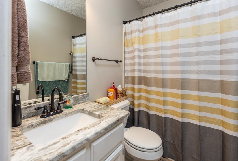 7869 BLAND LN, Memphis, Tennessee 38133, 3 Bedrooms Bedrooms, 6 Rooms Rooms,2 BathroomsBathrooms,Residential,For Sale,BLAND,10221079