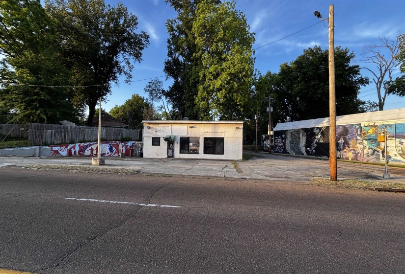 1706 LAMAR AVE, Memphis, Tennessee 38114, 0 , 0 ,0,Commercial/industrial,For Sale,LAMAR,0,10221086