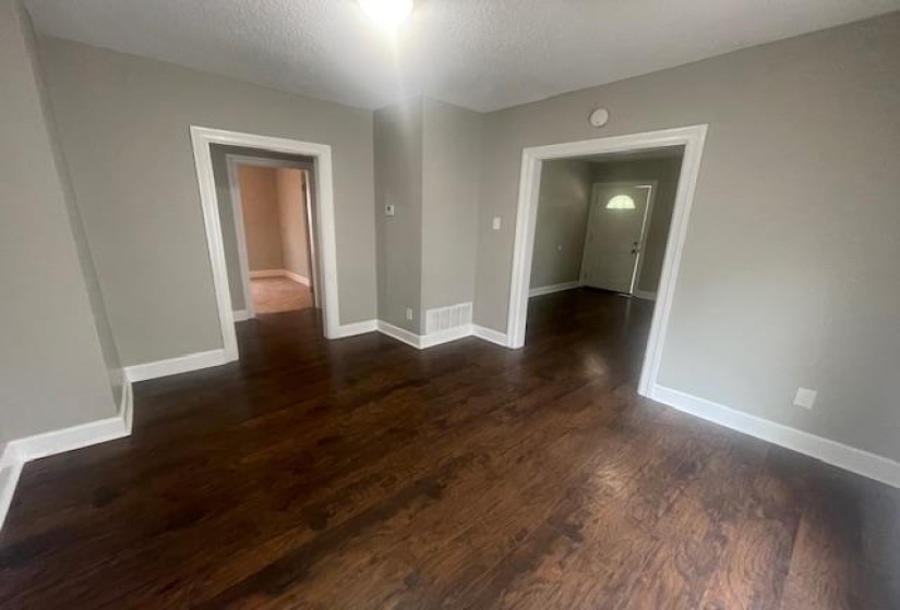 3992 RIDGEDALE ST, Memphis, Tennessee 38127-4039, 3 Bedrooms Bedrooms, 6 Rooms Rooms,1.1 BathroomsBathrooms,Rental Properties,For Sale,RIDGEDALE,10221091
