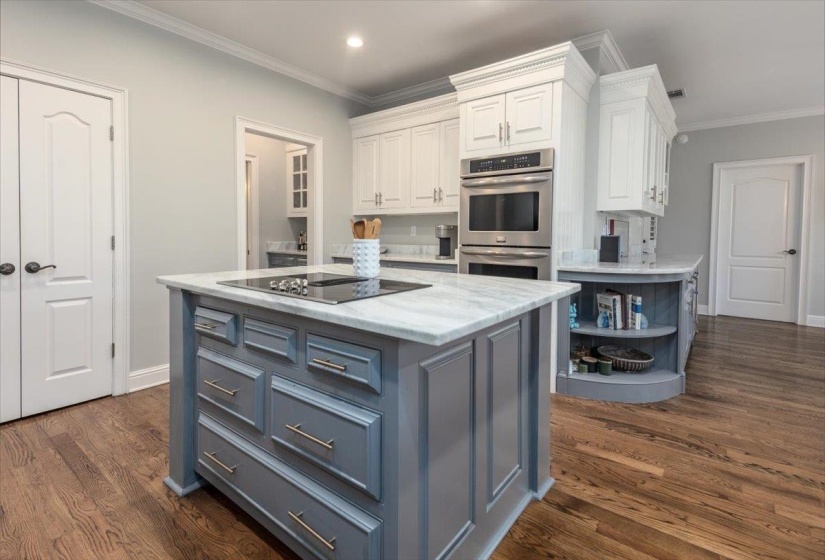 9330 GROVEWAY CV, Germantown, Tennessee 38139, 4 Bedrooms Bedrooms, 9 Rooms Rooms,3.1 BathroomsBathrooms,Residential,For Sale,GROVEWAY,10221092