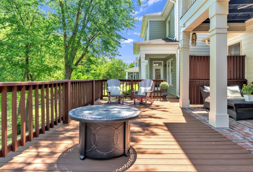 1016 RIVER LANDING DR, Memphis, Tennessee 38103, 3 Bedroom Bedrooms, 6 Room Rooms,2.1 BathroomBathrooms,Residential,For Sale,RIVER LANDING,0,10221094