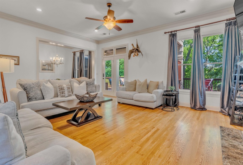 1016 RIVER LANDING DR, Memphis, Tennessee 38103, 3 Bedroom Bedrooms, 6 Room Rooms,2.1 BathroomBathrooms,Residential,For Sale,RIVER LANDING,0,10221094
