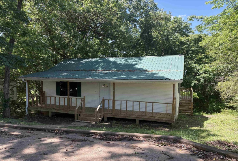 146 WALKER ST, Ripley, Tennessee 38063-1126, 2 Bedroom Bedrooms, 5 Room Rooms,1 BathroomBathrooms,Residential,For Sale,WALKER,0,10221096