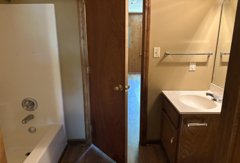 146 WALKER ST, Ripley, Tennessee 38063-1126, 2 Bedroom Bedrooms, 5 Room Rooms,1 BathroomBathrooms,Residential,For Sale,WALKER,0,10221096