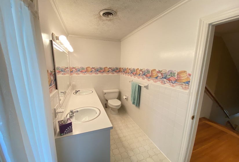 19785 69 HWY, Savannah, Tennessee 38372, 4 Bedroom Bedrooms, 9 Room Rooms,3.2 BathroomBathrooms,Residential,For Sale,69,0,10221103