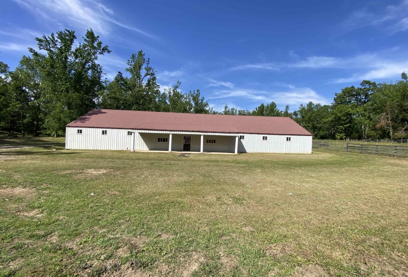 19785 69 HWY, Savannah, Tennessee 38372, 4 Bedroom Bedrooms, 9 Room Rooms,3.2 BathroomBathrooms,Residential,For Sale,69,0,10221103
