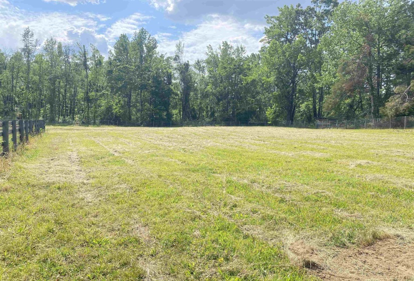 19785 69 HWY, Savannah, Tennessee 38372, 4 Bedroom Bedrooms, 9 Room Rooms,3.2 BathroomBathrooms,Residential,For Sale,69,0,10221103