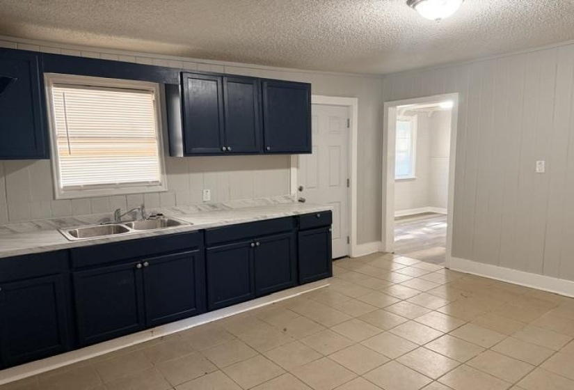 2442 MANCHESTER RD, Memphis, Tennessee 38114, 3 Bedroom Bedrooms, 6 Room Rooms,1 BathroomBathrooms,Residential,For Sale,MANCHESTER,0,10221104