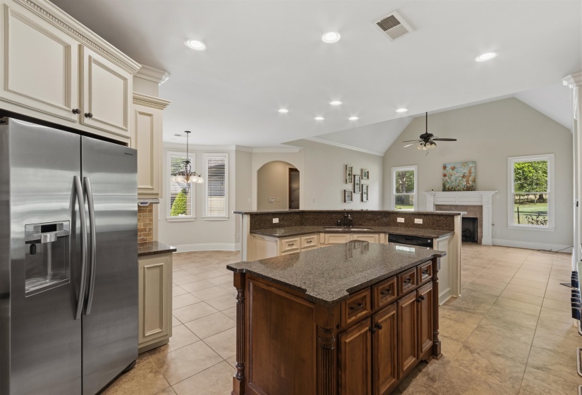 10510 BENTBROOKE DR, Lakeland, Tennessee 38002, 5 Bedroom Bedrooms, 10 Room Rooms,4.1 BathroomBathrooms,Residential,For Sale,BENTBROOKE,0,10221111