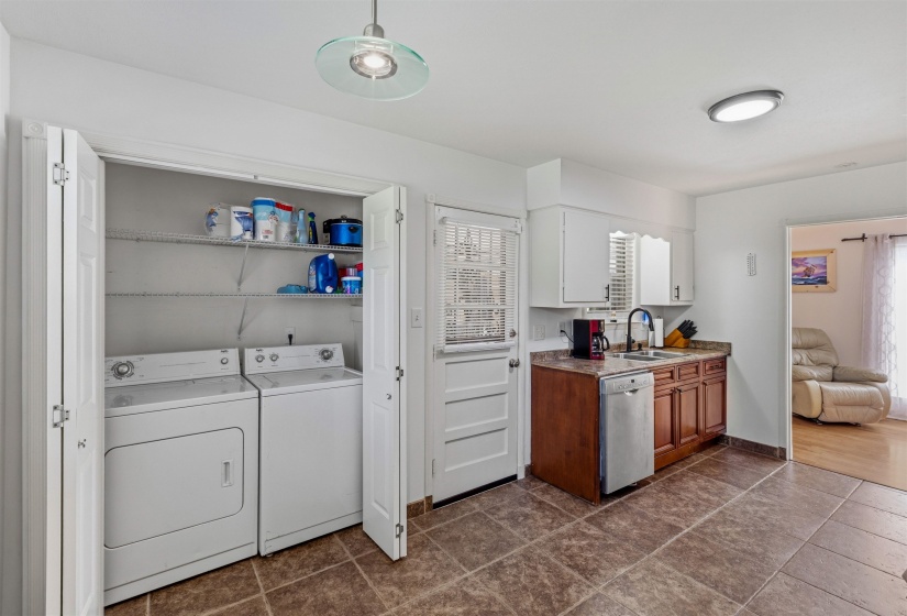 3379 CANYON RD, Memphis, Tennessee 38134, 3 Bedroom Bedrooms, 3 Room Rooms,2 BathroomBathrooms,Residential,For Sale,CANYON,0,10221114