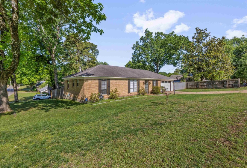 3379 CANYON RD, Memphis, Tennessee 38134, 3 Bedroom Bedrooms, 3 Room Rooms,2 BathroomBathrooms,Residential,For Sale,CANYON,0,10221114