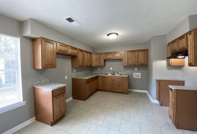 3399 BEECH GROVE RD, Memphis, Tennessee 38118, 3 Bedroom Bedrooms, 6 Room Rooms,1 BathroomBathrooms,Residential,For Sale,BEECH GROVE,0,10221118