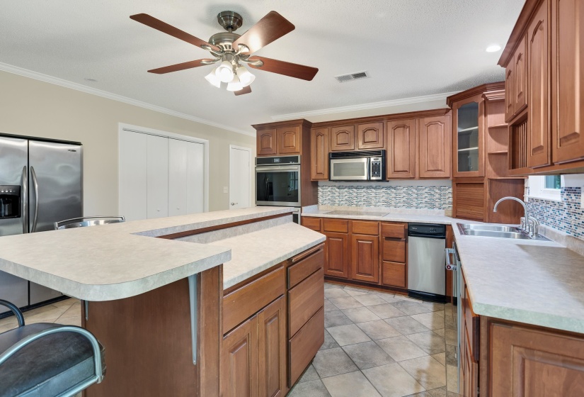 166 VIKING DR, Memphis, Tennessee 38018, 3 Bedroom Bedrooms, 7 Room Rooms,2 BathroomBathrooms,Residential,For Sale,VIKING,0,10221123