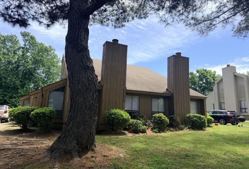 3334 FAIRBANKS ST, Memphis, Tennessee 38128, 3 Bedrooms Bedrooms, ,2 BathroomsBathrooms,Duplexes,For Sale,FAIRBANKS,10221153