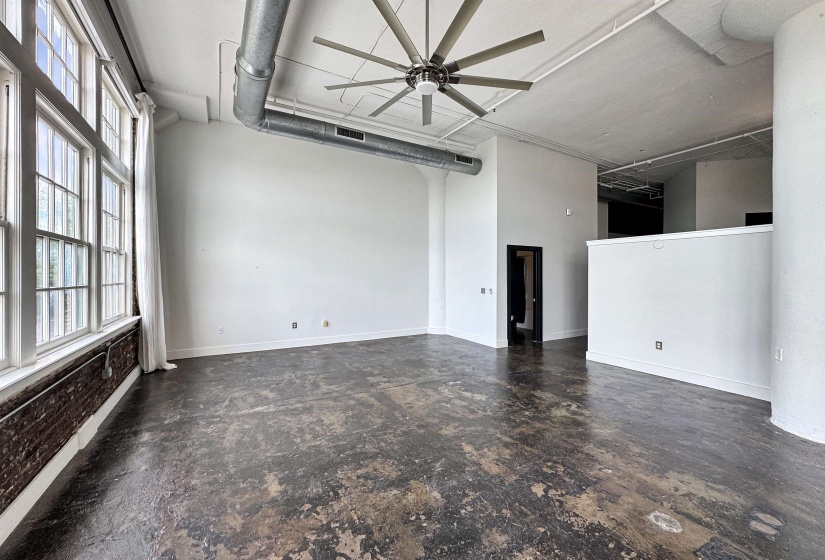 505 TENNESSEE ST, Memphis, Tennessee 38103, 1 Bedroom Bedrooms, 4 Rooms Rooms,1 BathroomBathrooms,Residential,For Sale,TENNESSEE,10210467