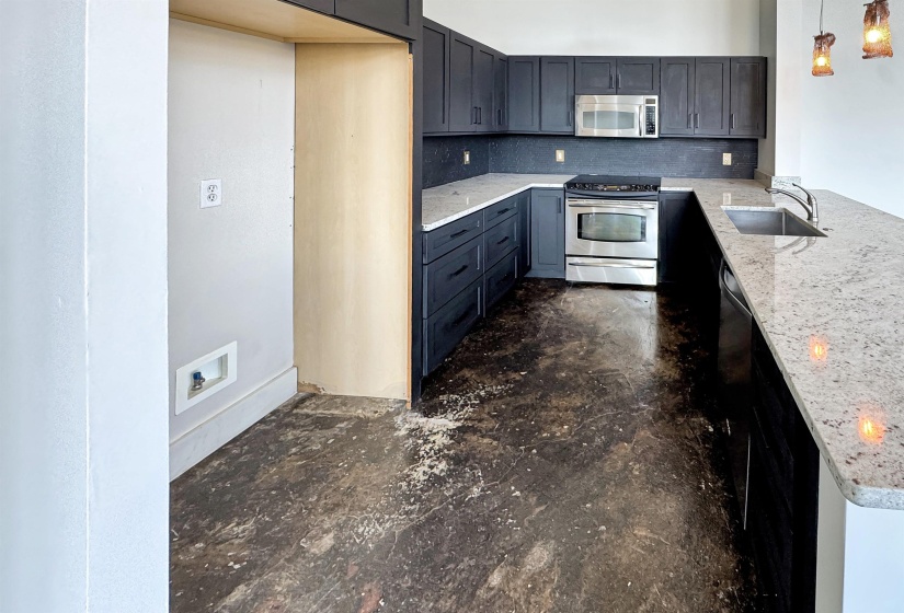 505 TENNESSEE ST, Memphis, Tennessee 38103, 1 Bedroom Bedrooms, 4 Rooms Rooms,1 BathroomBathrooms,Residential,For Sale,TENNESSEE,10210467