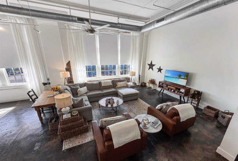 505 TENNESSEE ST, Memphis, Tennessee 38103, 1 Bedroom Bedrooms, 4 Rooms Rooms,1 BathroomBathrooms,Residential,For Sale,TENNESSEE,10210467