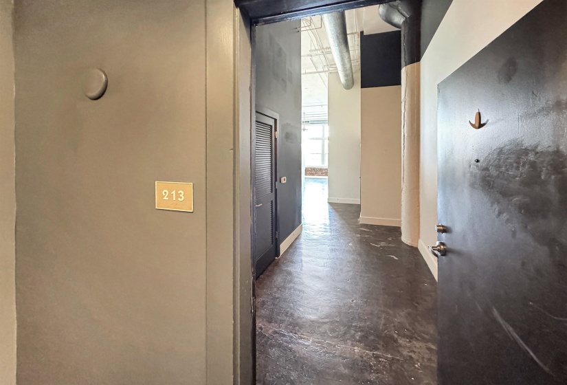 505 TENNESSEE ST, Memphis, Tennessee 38103, 1 Bedroom Bedrooms, 4 Rooms Rooms,1 BathroomBathrooms,Residential,For Sale,TENNESSEE,10210467